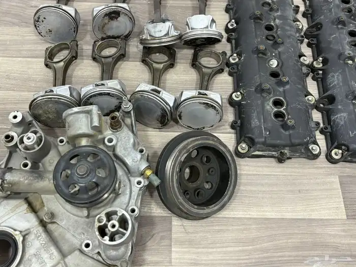 للبيع قطع 6.4 دودج تشارجر 5