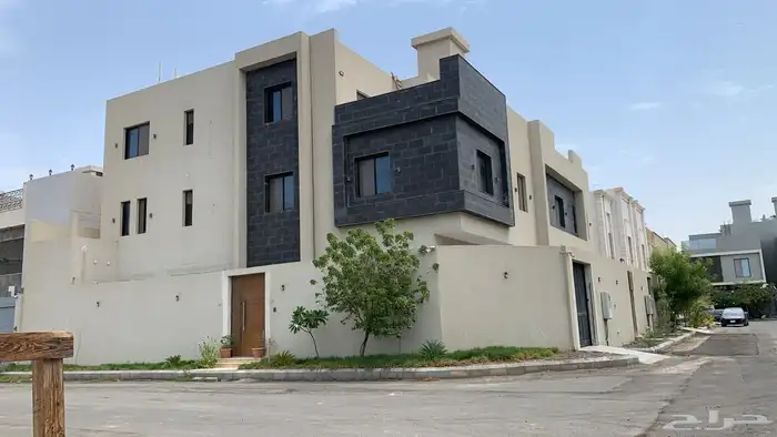 شقة فاخرة للإيجار بحي الصواري - ابحر الشمالية 0