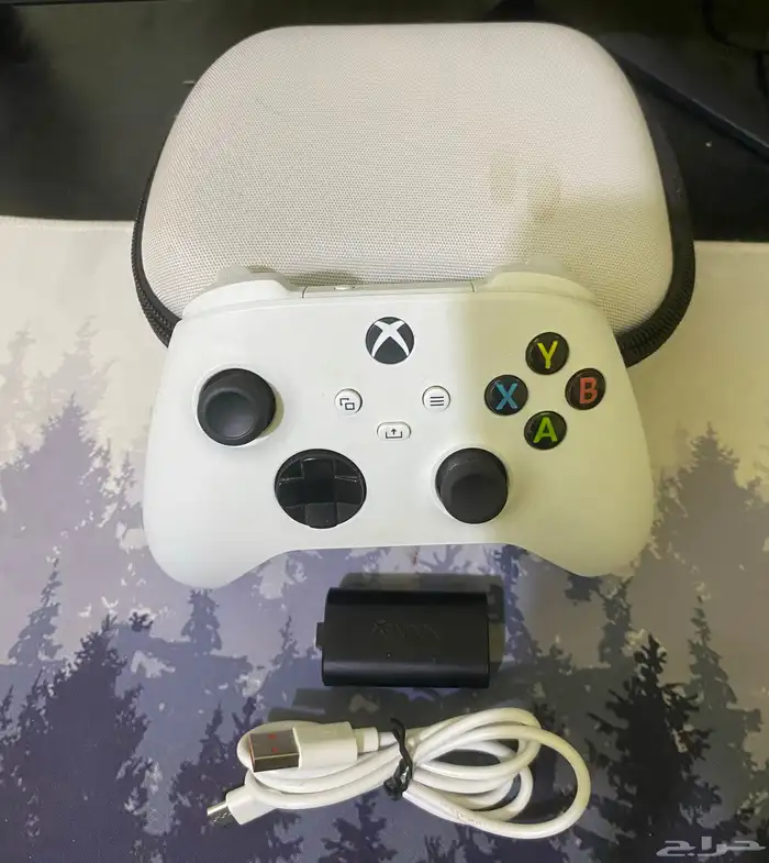 xbox series s 1tb مع يدتين 4