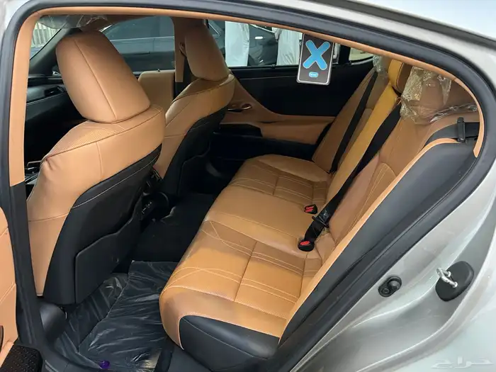 لكزس اي اس 350 2023 فل كامل سي سي 9