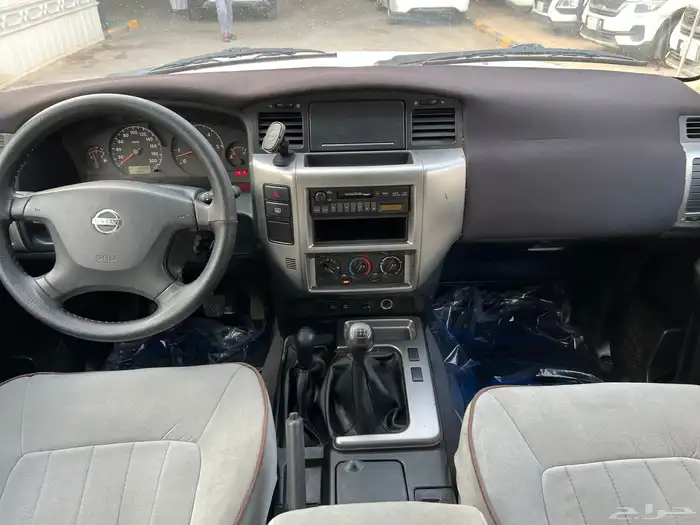باترول 2009 بنزين ممشى 86.000 فقط لدى قمة الاطلال 22