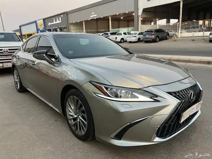 لكزس اي اس 350 2023 فل كامل سي سي 1