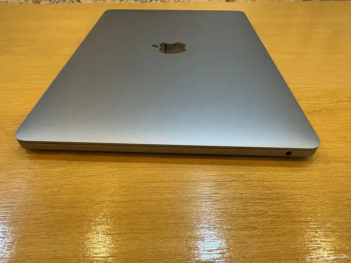 للبيع ماك بوك برو 13 انش 2017 6