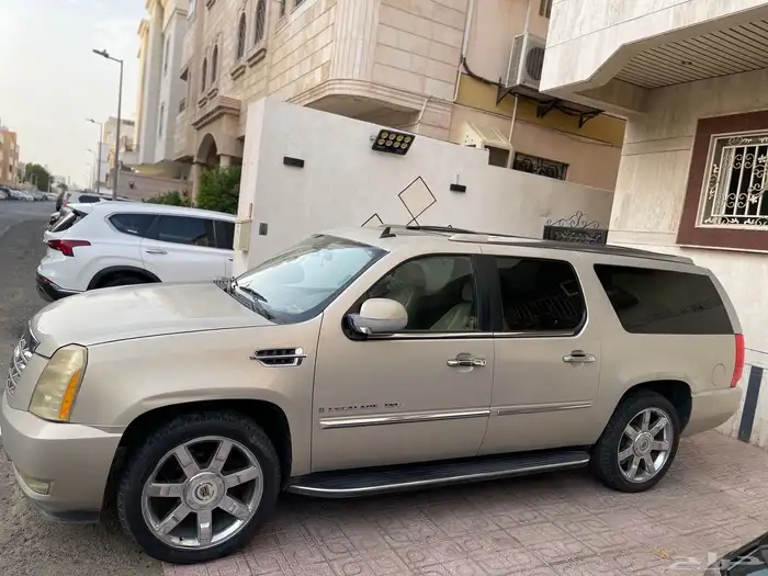 اسكاليد 2009 بريميوم 3