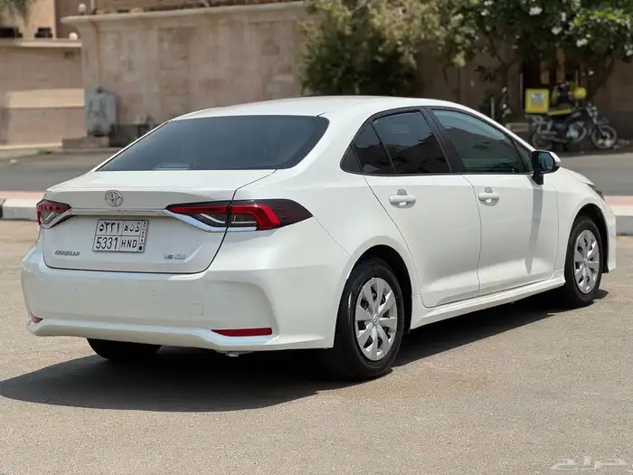 تويوتا كورولا موديل 2021 نظيف جدا السعر 45000 الف 5