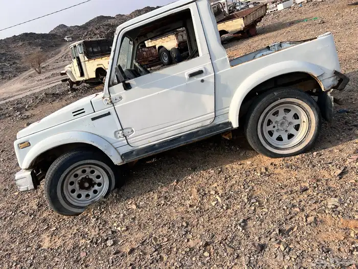 جيب ززوكي موديل 92 مسقط بدون استماره 0