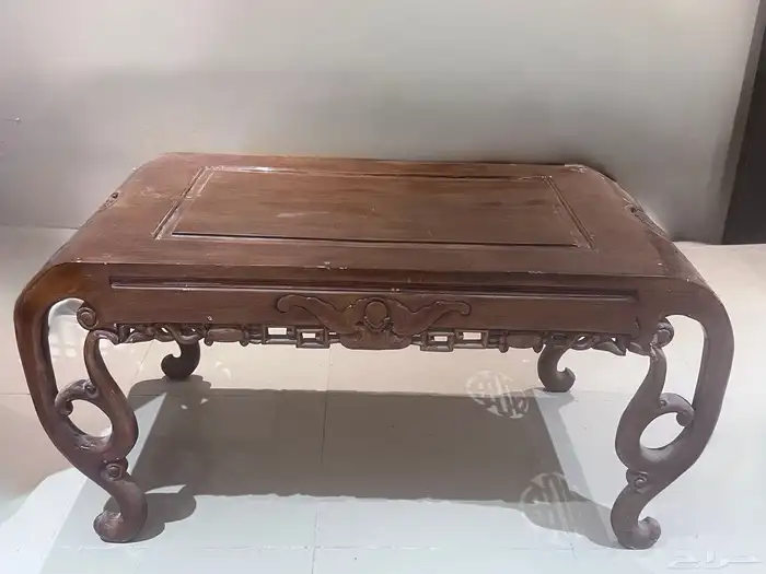 طاوله خشبيه كبيره عتيقه مستعمله 0