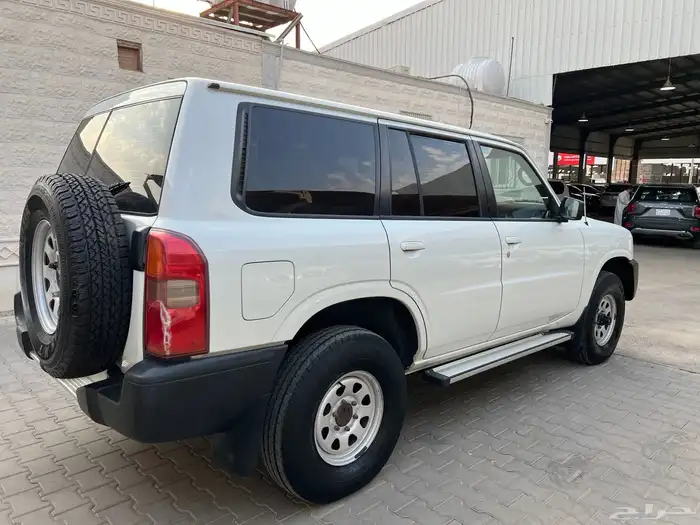 باترول 2009 بنزين ممشى 86.000 فقط لدى قمة الاطلال 5