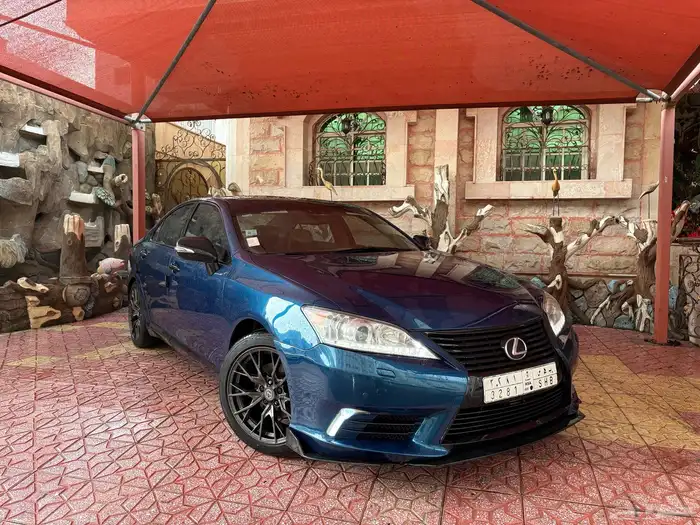 للبيع لكزس es350 ازرق نظيفه 2