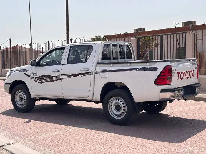 تويوتا هايلكس 2020 ديزل دبل 37