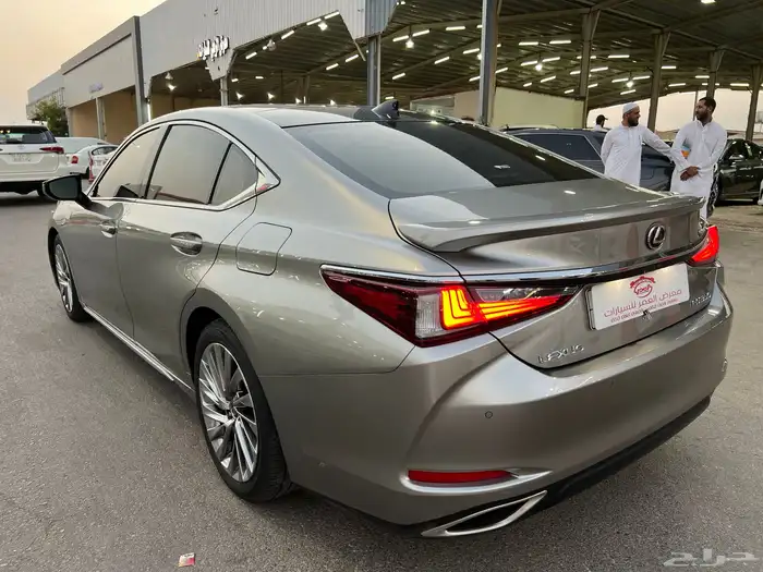 لكزس اي اس 350 2023 فل كامل سي سي 5