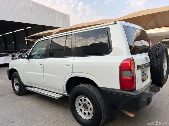 باترول 2009 بنزين ممشى 86.000 فقط لدى قمة الاطلال 11