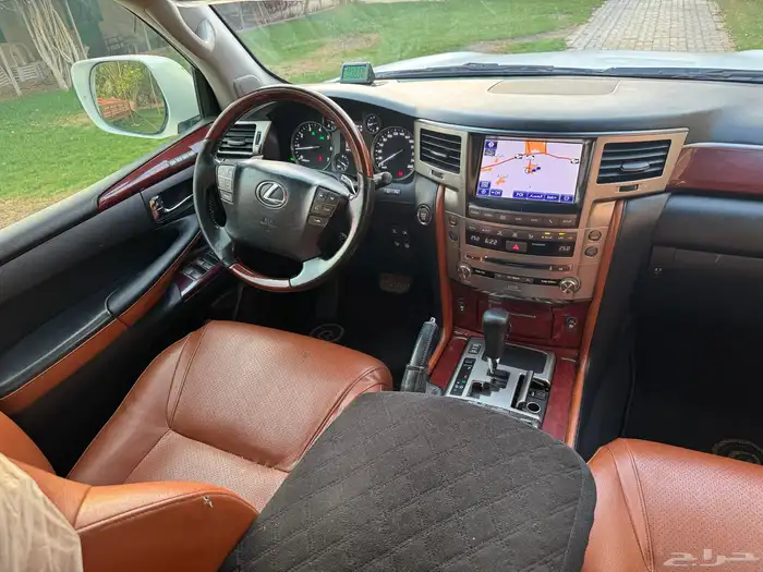 جيب لكسز 570 LX DD 2012 فل كامل ممشى 364 ألف 12
