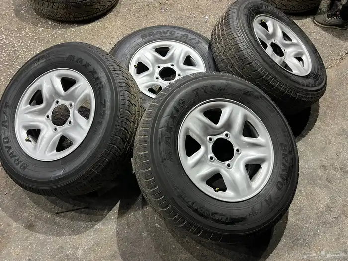 جنوط ديازلا 8 إنش نضيفه بالمره مع كفرات تاريخ 23 2