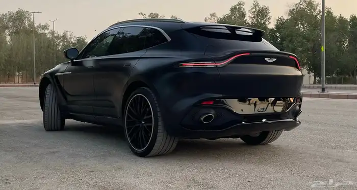 استون مارتن 2022 دي بي اكس 550 DBX 2