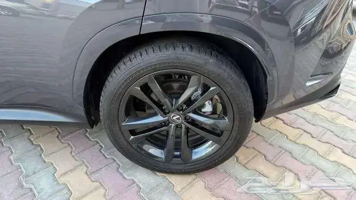 لكزس NX350 فئة AA 2025 ستاندر خليجي 17