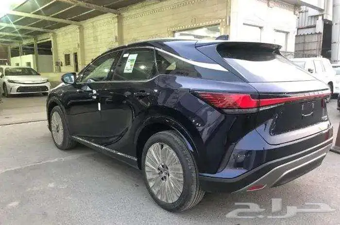 تتوفر جميع فئات لكزس RX اصفار لمبيعات دفعتين بدون ارباح 14