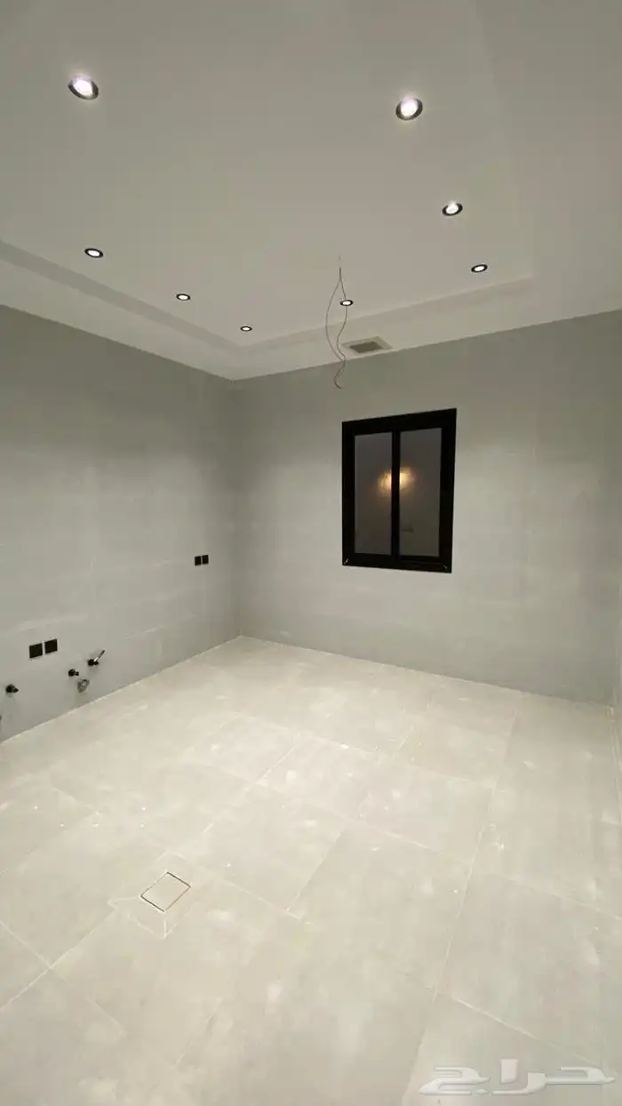 فيلا دورين وسطح ولي العهد بسعر830 الغ 14