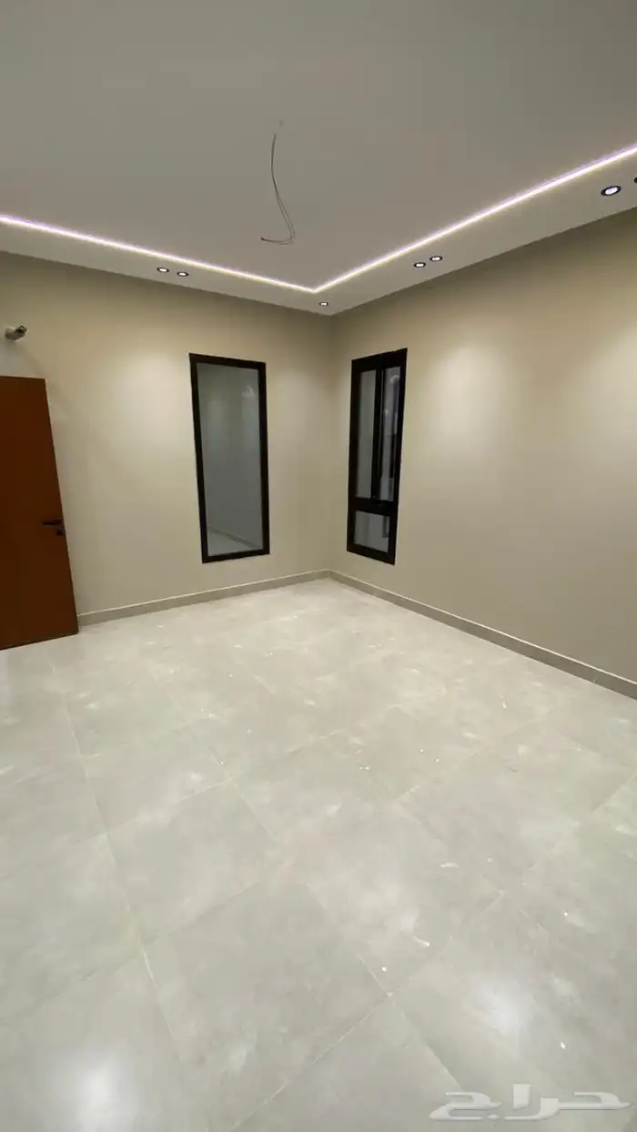 فيلا دورين وسطح ولي العهد بسعر830 الغ 11