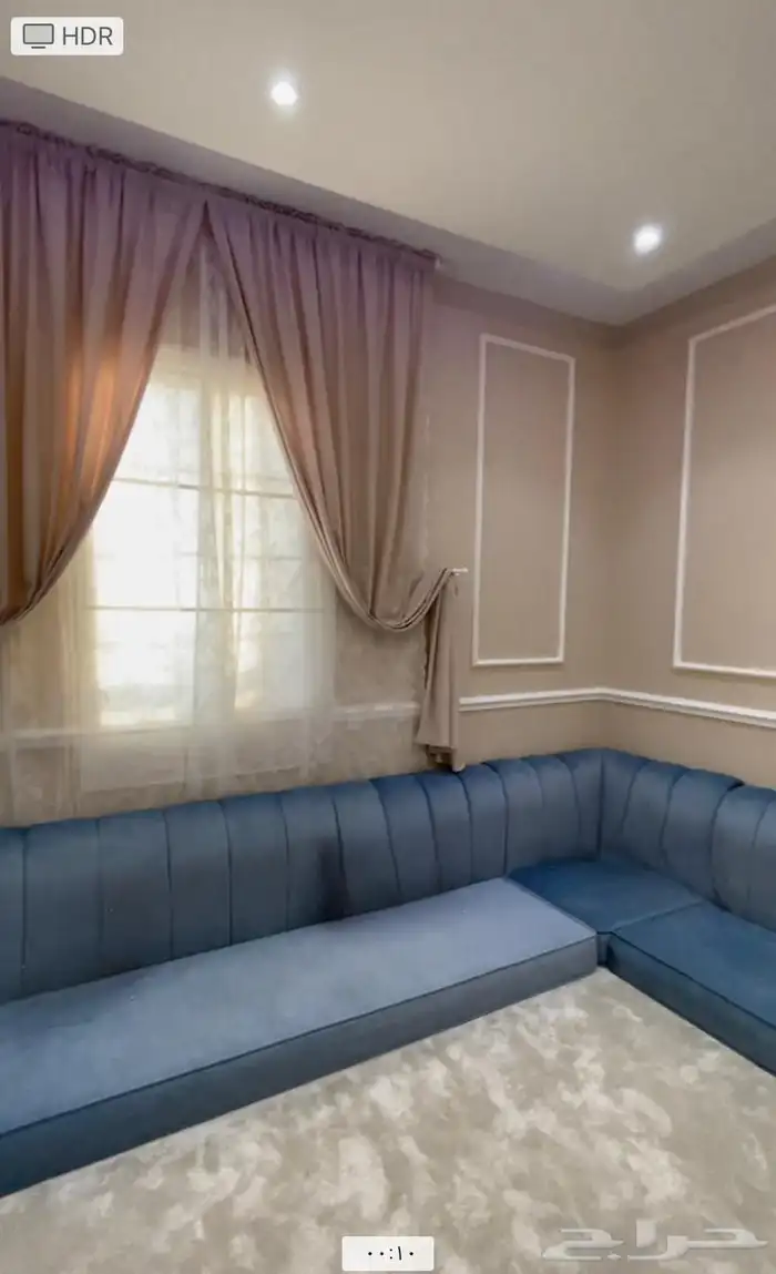 جلسه أرضية مع فرشه نظيفة 5 في 4 ونص 8