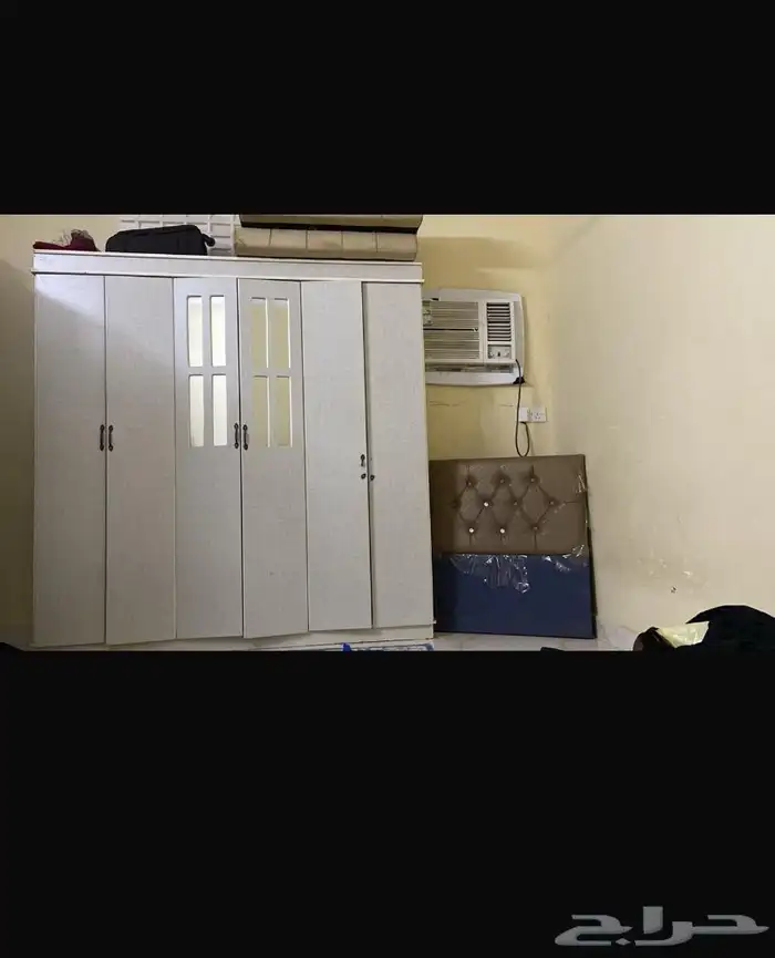 دولاب شبه جديد 0