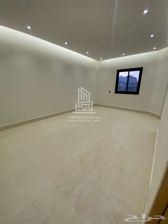 فرصة سكنية وإستثمارية دبلكس مجدد ثلاث وحدات - الروابي 5
