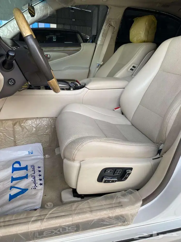 لكزس LS 460 2015 سعودي 7