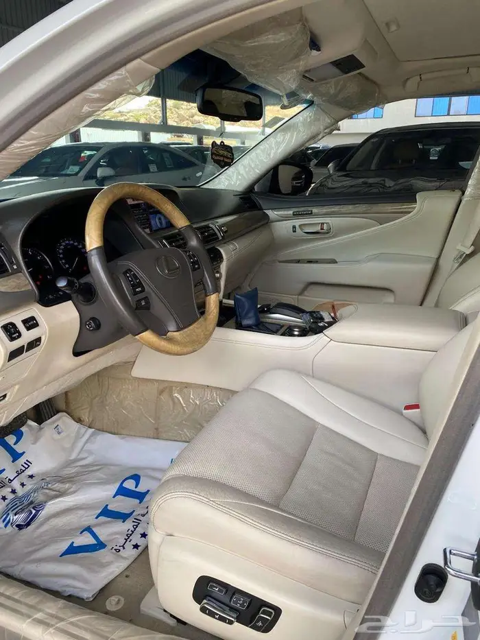 لكزس LS 460 2015 سعودي 6