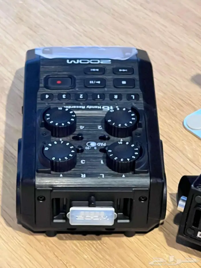 جهاز المايكات المعروف Zoom H6 All Black 6-Input   6-Track 0