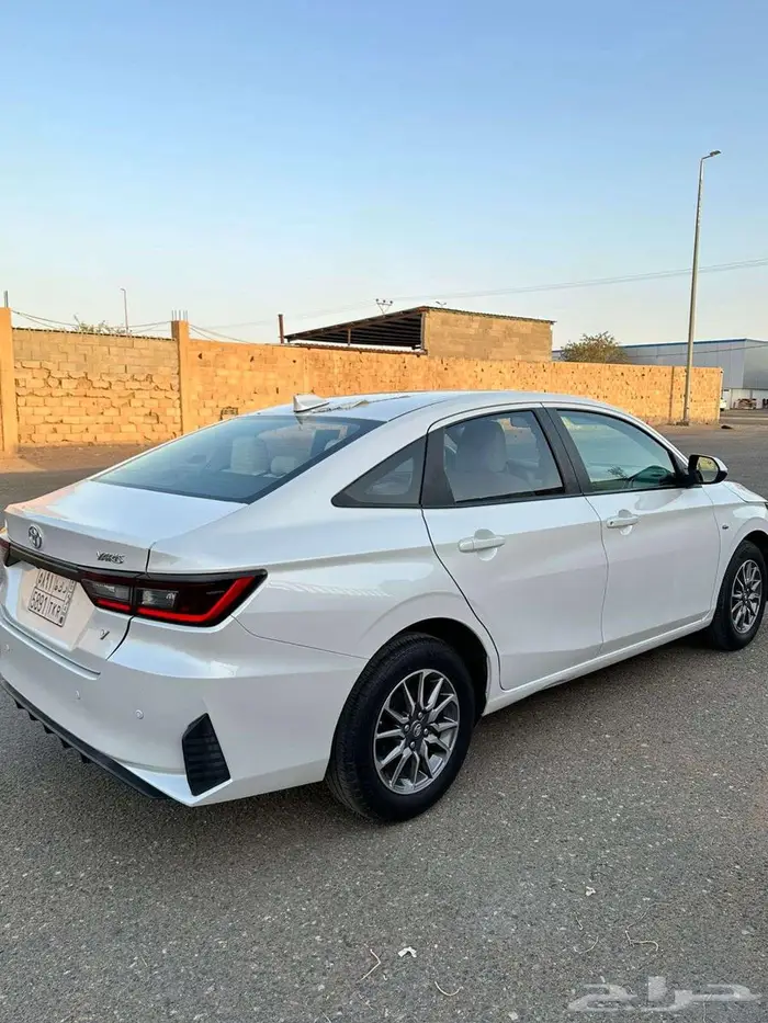 2024 يارس لؤلؤي للبيع 12