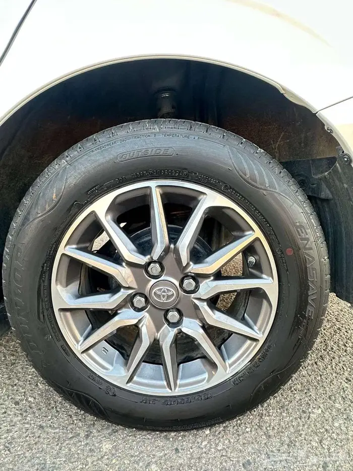 2024 يارس لؤلؤي للبيع 2