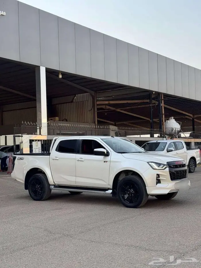 ايسوزو ديماكس غمارتين 2023 GT 1