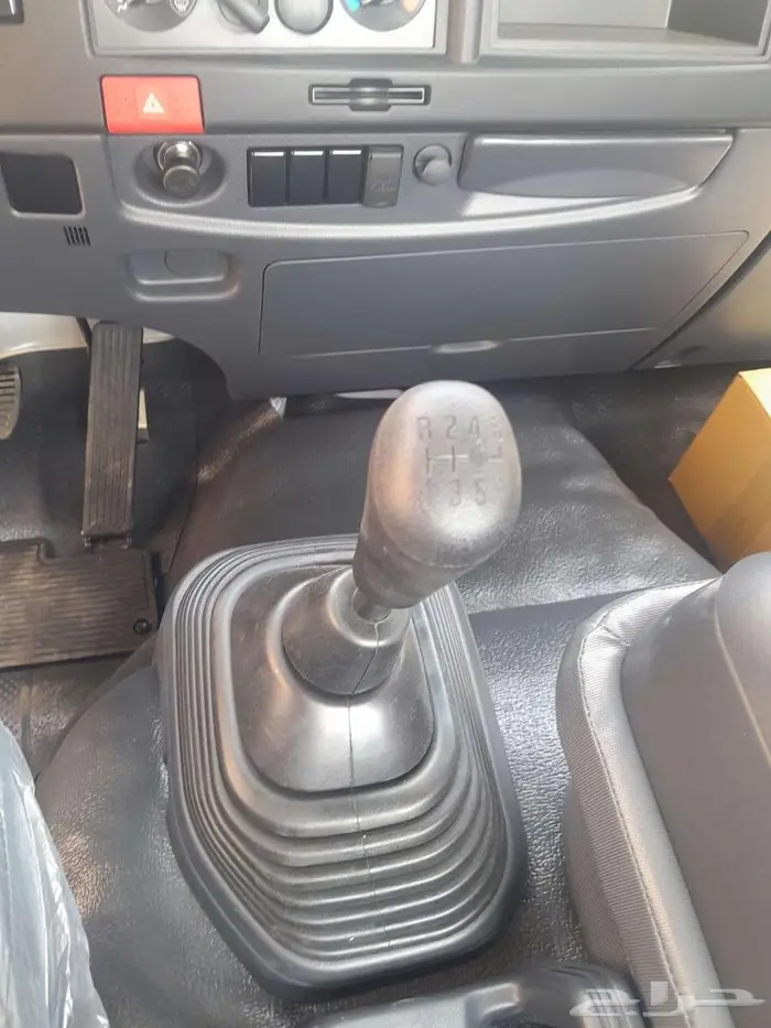 ايسوزو دينا 7.5 طن 10