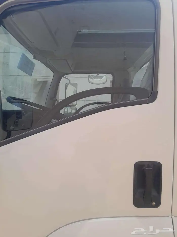 ايسوزو دينا 7.5 طن 8