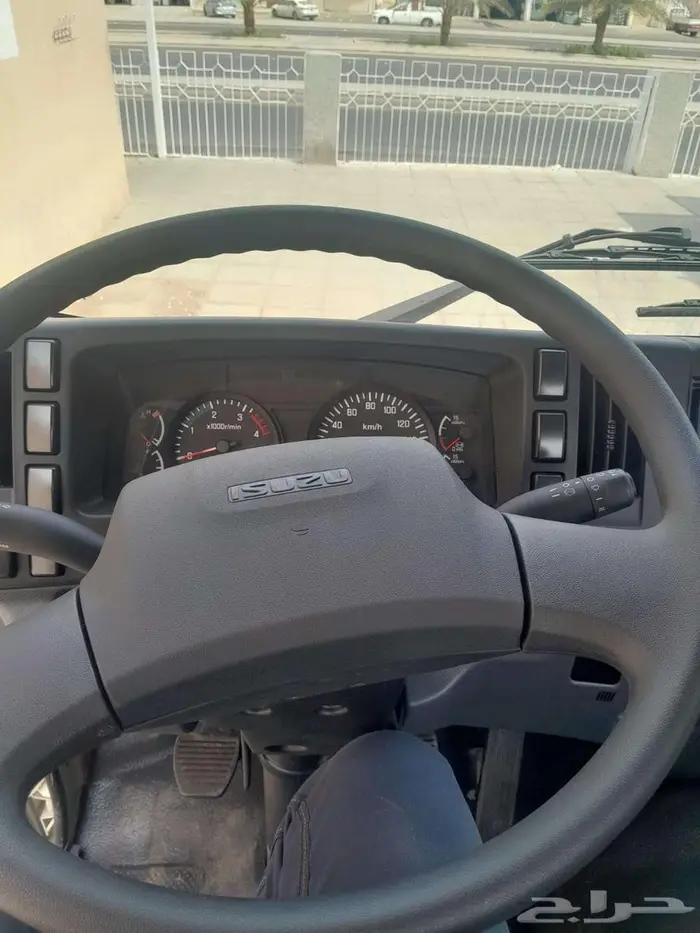 ايسوزو دينا 7.5 طن 11
