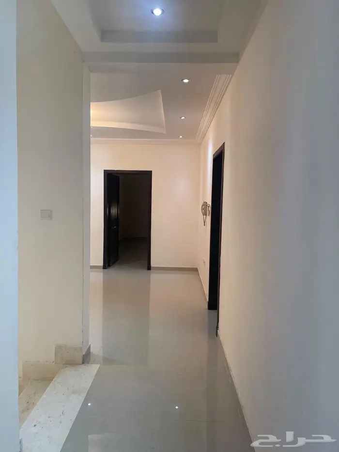 فيلا 312 للايجار بحي الياقوت 5