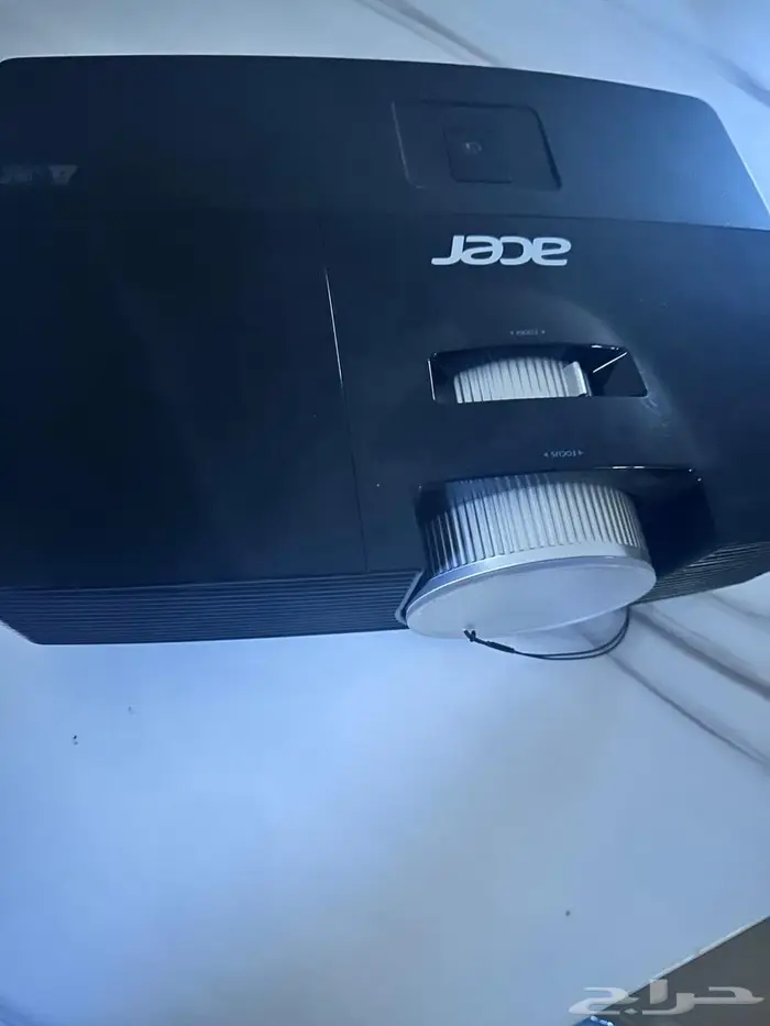 بروجكتر جديد للبيع 800 3