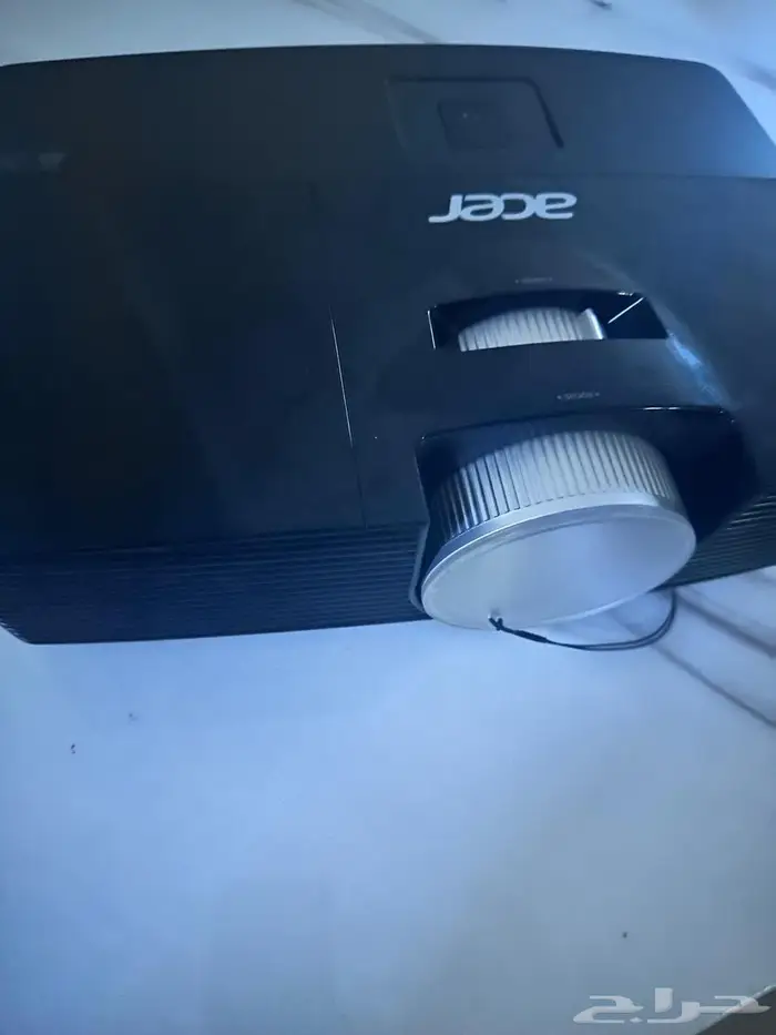 بروجكتر جديد للبيع 800 2