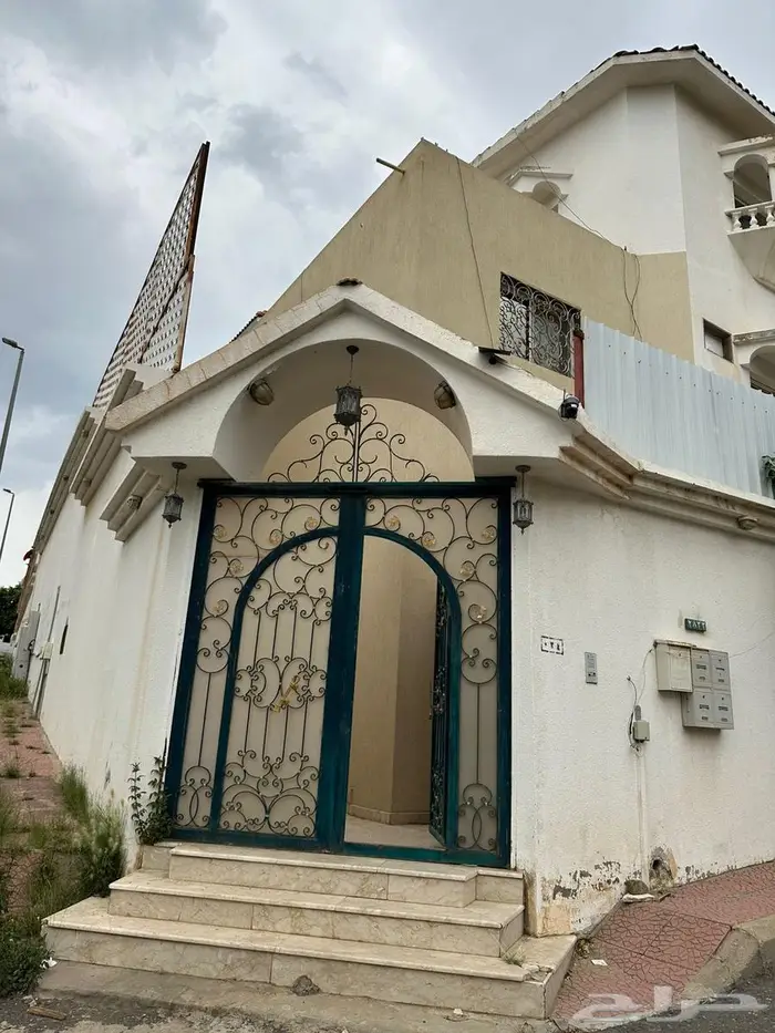 دور فخم وواسع للايجار في ابها 1
