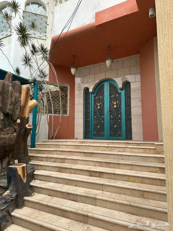 دور فخم وواسع للايجار في ابها 0