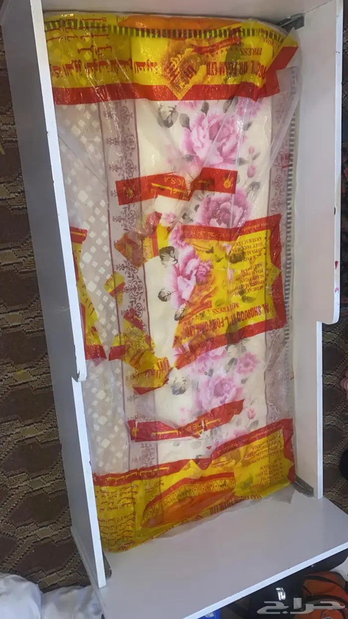 سرير اطفال 0