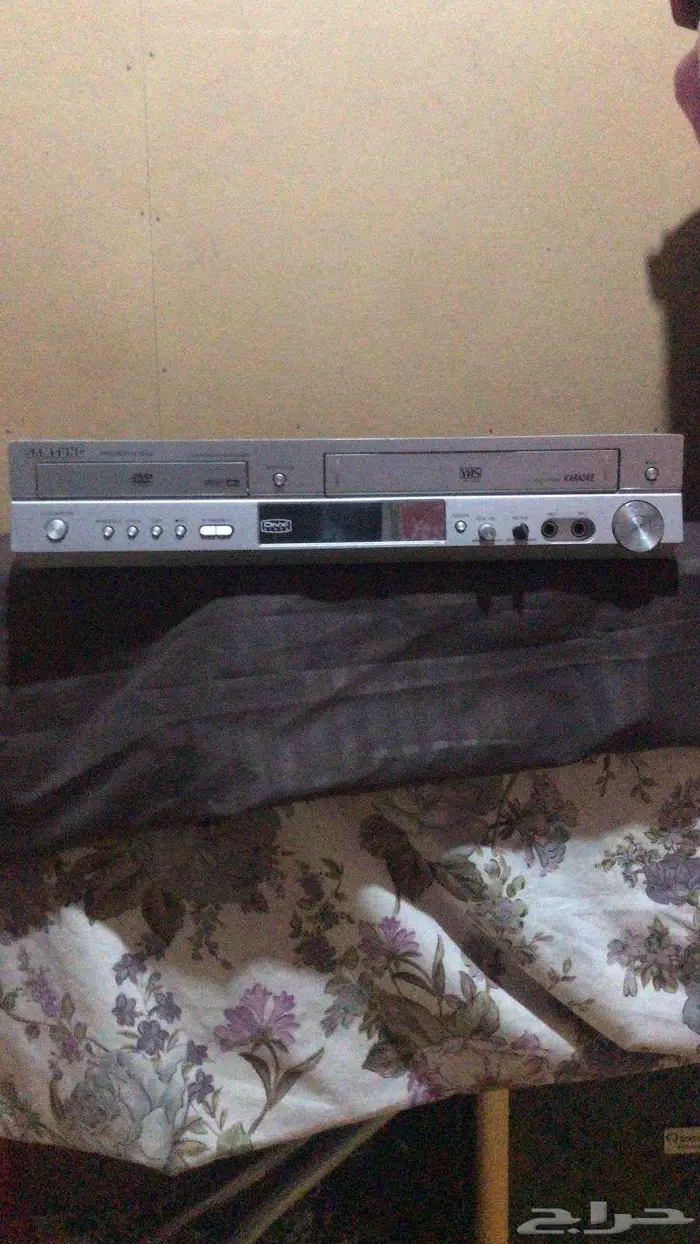 جهاز فيديو VHS سامسونج للبيع 1