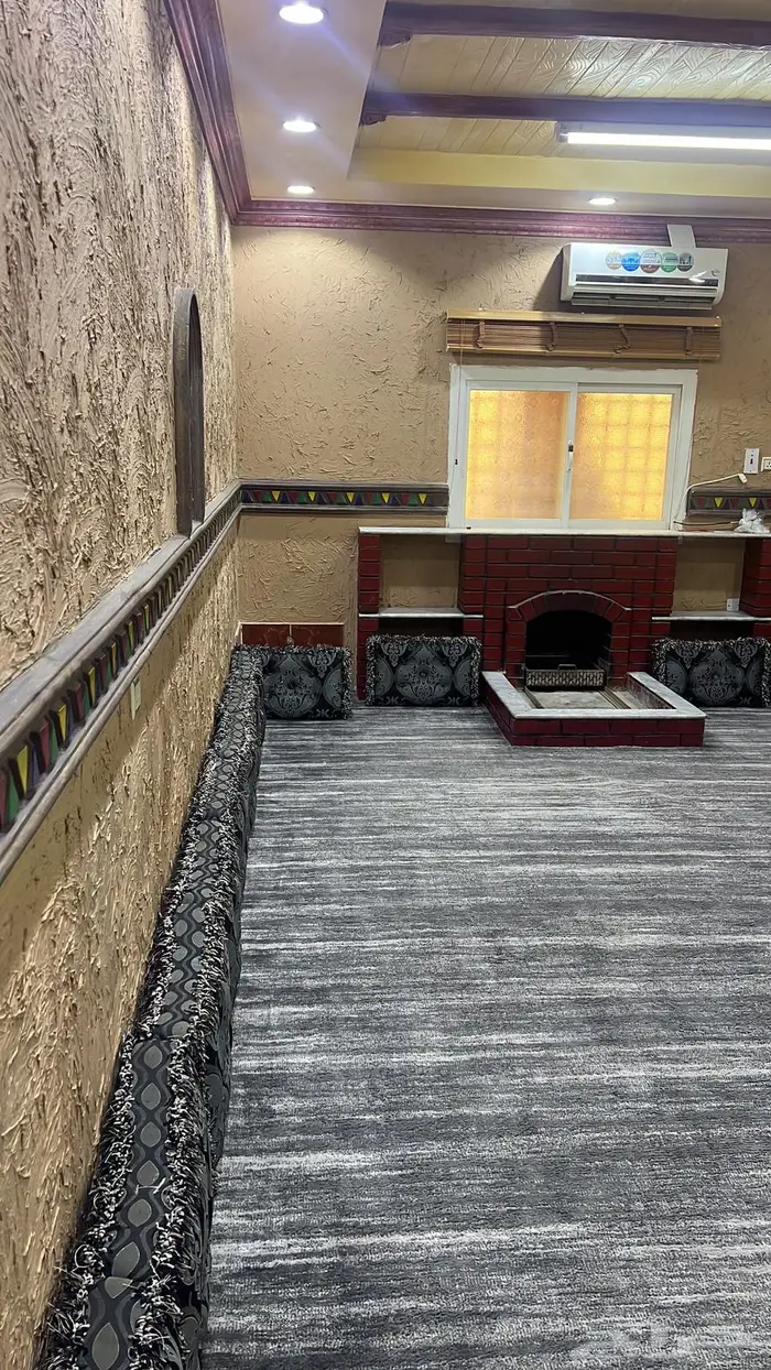 احد رفيدة بجانب ب 3 بنات 26