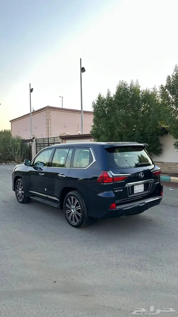 جيب لكزس LX موديل 2019 بحالة الوكالة 19