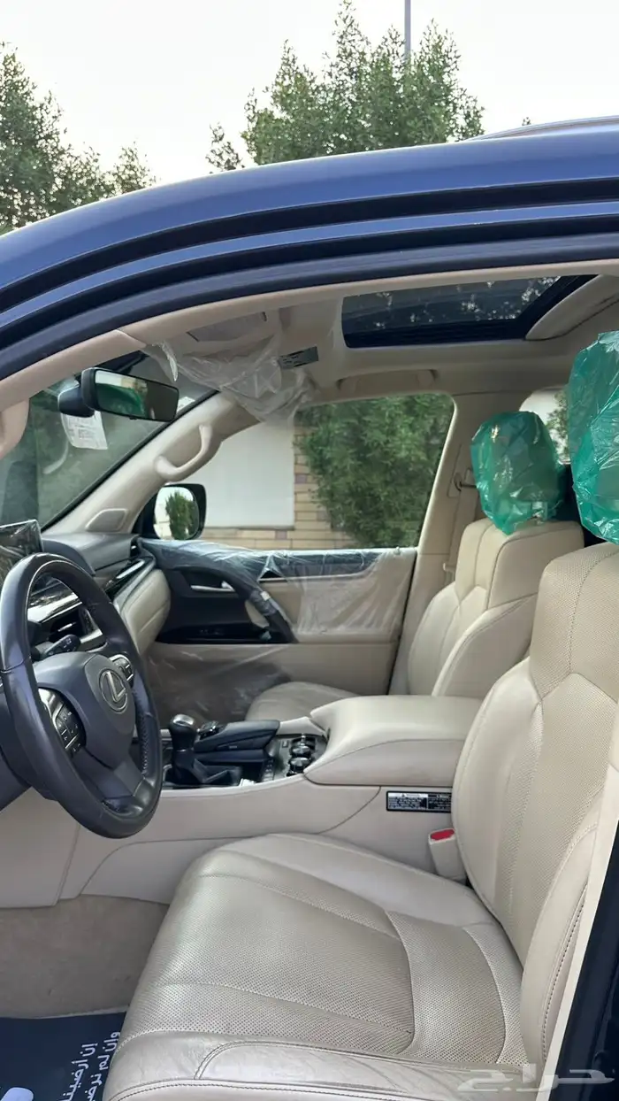 جيب لكزس LX موديل 2019 بحالة الوكالة 3