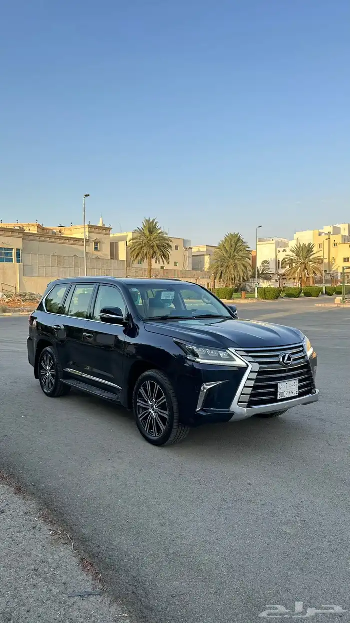 جيب لكزس LX موديل 2019 بحالة الوكالة 2