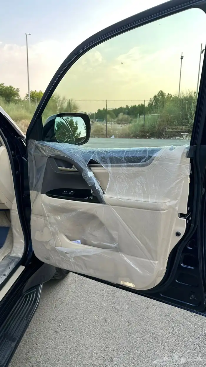 جيب لكزس LX موديل 2019 بحالة الوكالة 29