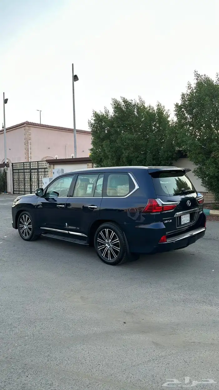 جيب لكزس LX موديل 2019 بحالة الوكالة 11