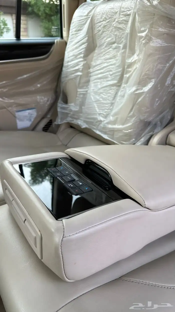 جيب لكزس LX موديل 2019 بحالة الوكالة 16