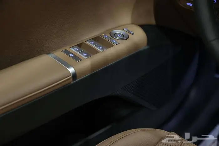 هيونداي ازيرا كلاسيك 2025 لمسة تميز على الطريق 14